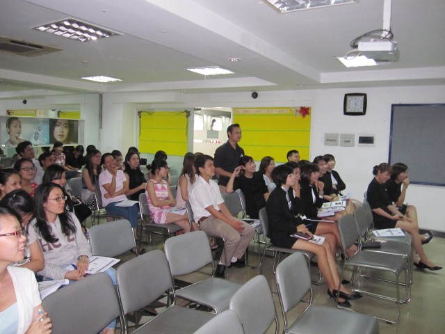 LG-VINA chúng ta là một gia đình (ngày 21-11-2012)